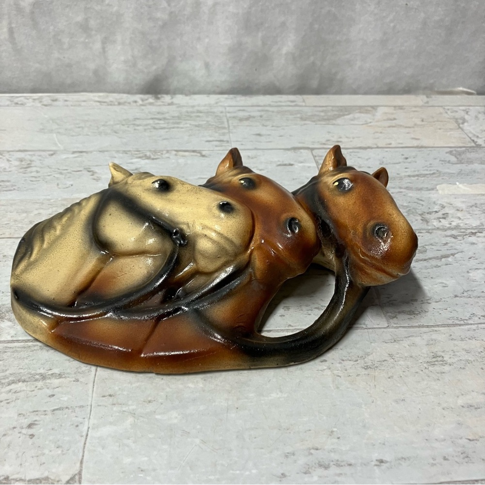 Chalkware Wall Hanging Three Horse Heads 3-Dimensional 3D Clydesdales Racing - Picture 3 of 9